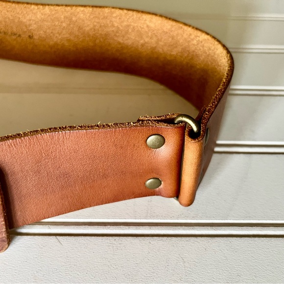 7 HILLS SAN FRANCISCO Genuine Leather Studded Belt Western Rodeo Boho Brass - Picture 7 of 8